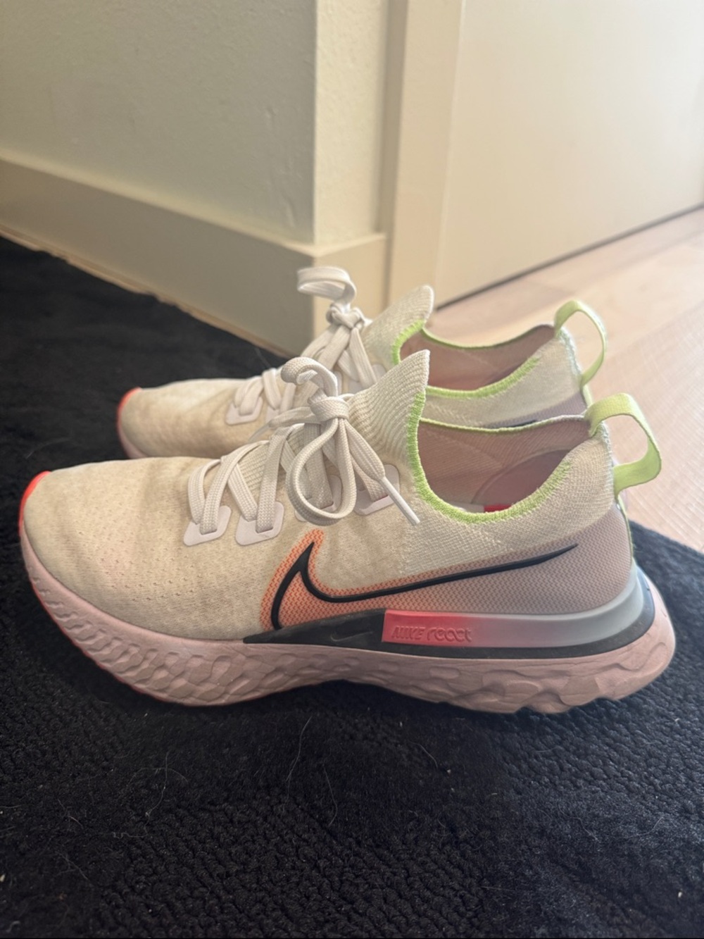 Nike infinity react running shoes